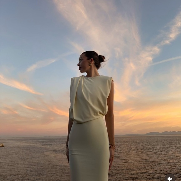 Club L London Cream Backless Dress - Picture 4 of 6